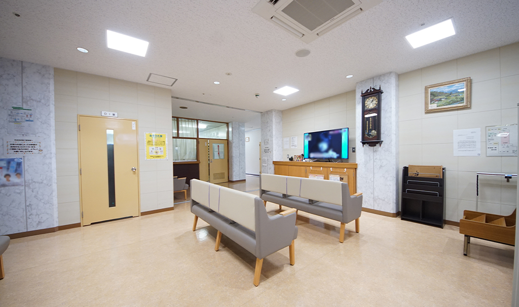 大川病院外来の待合室の様子